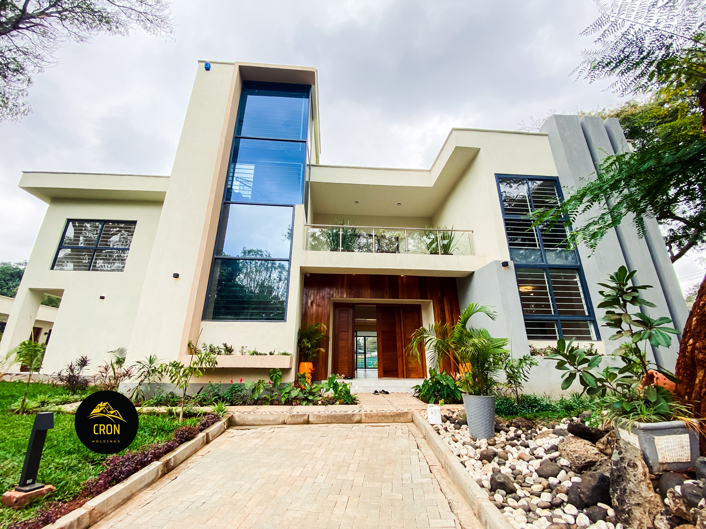 Modern 5 bedroom home for sale in Runda | Cron Holdings
